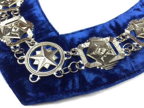OES Chain Collar – Silver Plated on Blue Velvet – detail 2