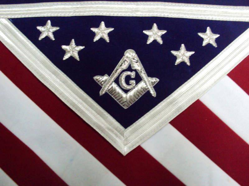 Masonic Exclusive Master Mason Apron – White, Red & Blue USA Flag – detail 2
