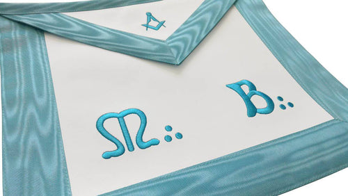 Master Mason French Rite Apron – Sky Blue Moire Square & Compass – detail 2
