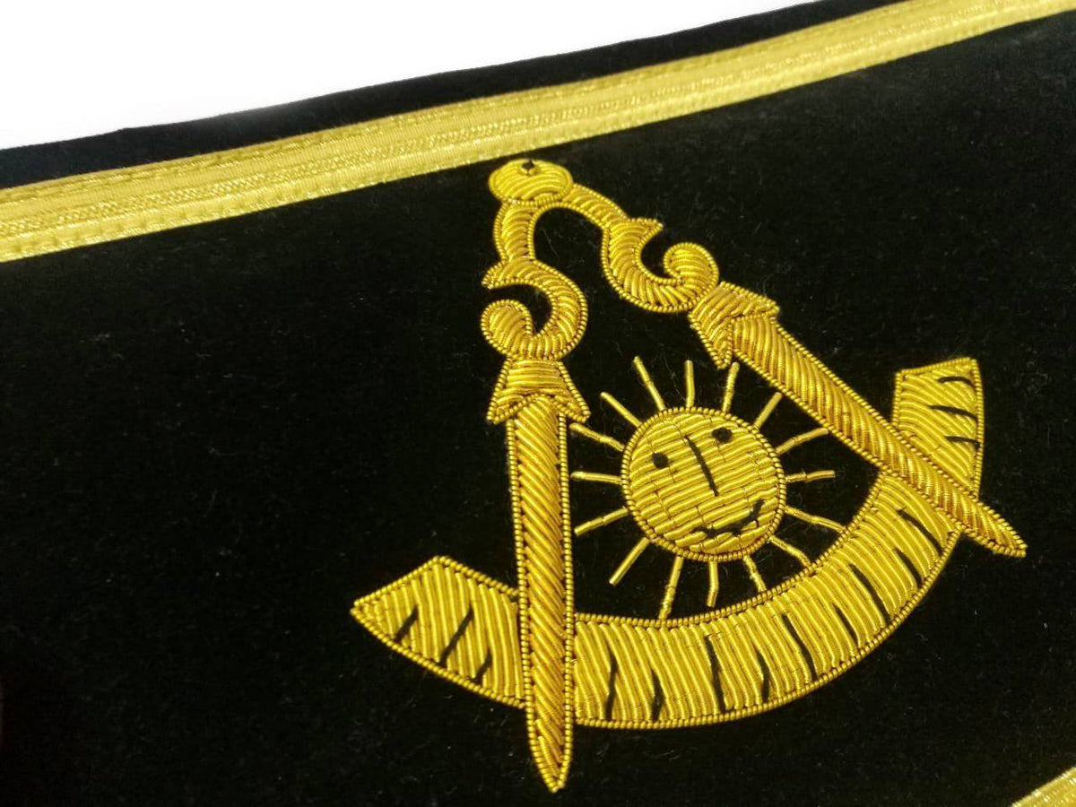 Masonic Exclusive Past Master Apron – Black Chenille with Gold Braid – detail 2