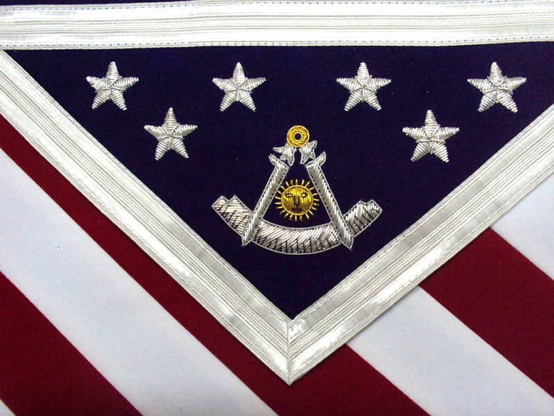 Masonic Exclusive Past Master Apron – US Flag White, Red & Blue Velvet – detail 2