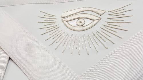 Master Mason Blue Lodge Apron – All White with Tassels & Cords – detail 2
