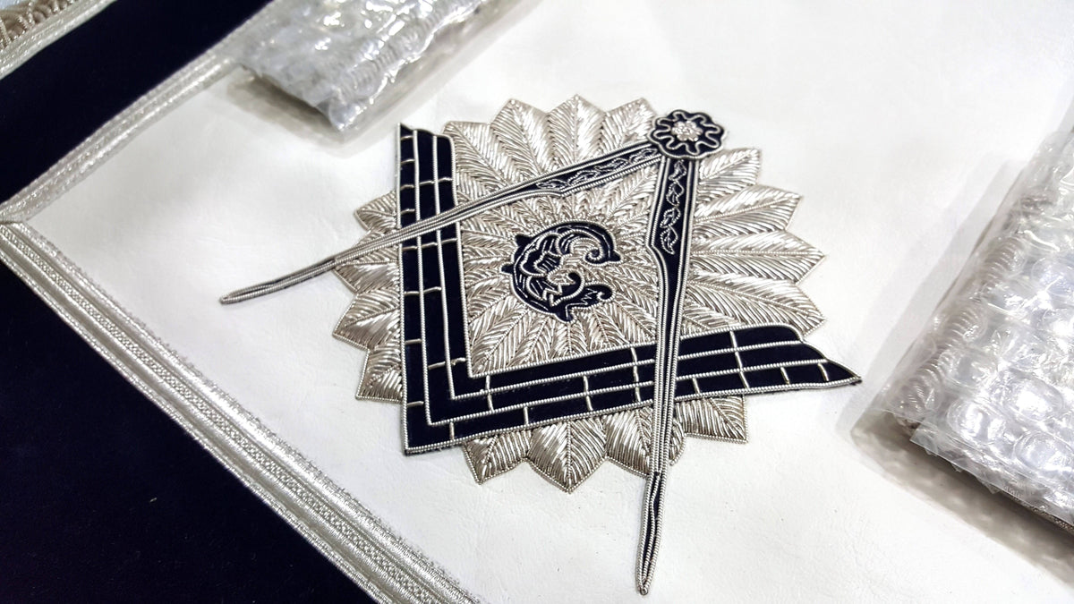 Master Mason Blue Lodge Apron – Navy Blue Hand Embroidery with Tassels – detail 2