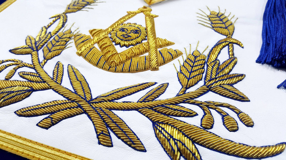 Past Master Blue Lodge Apron – Royal Blue Velvet With Cords & Fringe – detail 2