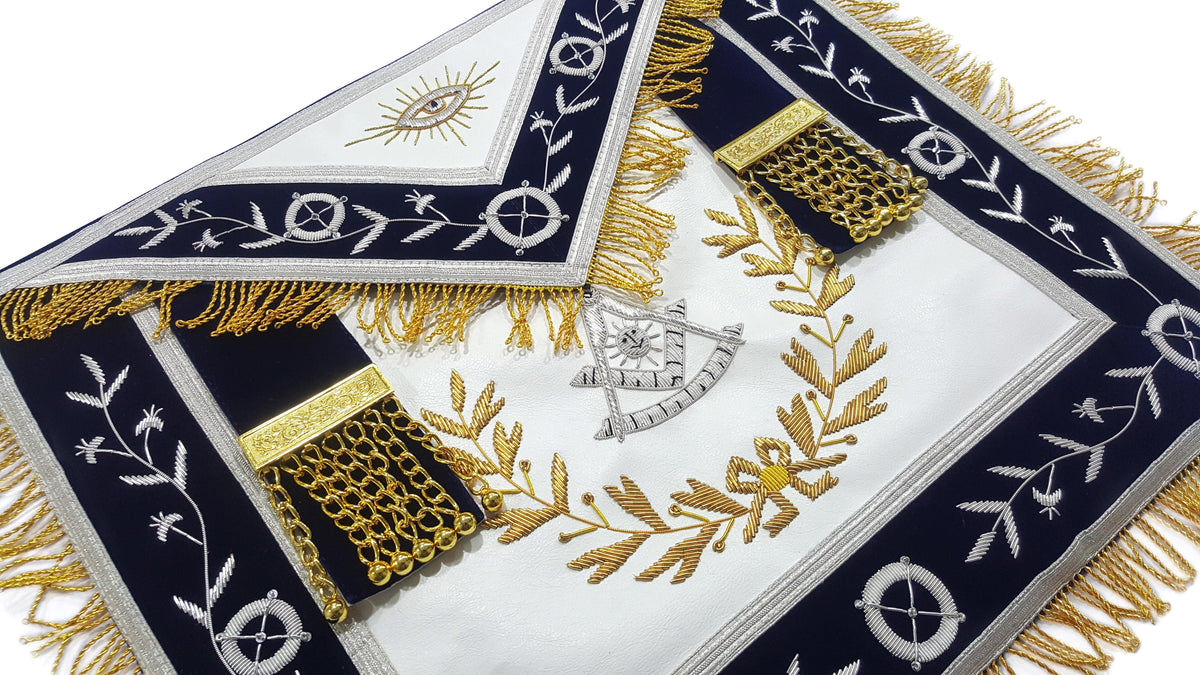 Past Master Blue Lodge Apron – Navy Blue with Wreath – detail 2