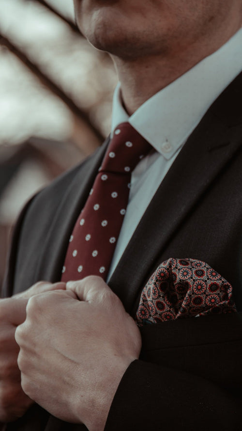 Masonic Necktie – Forget Me Not – detail view
