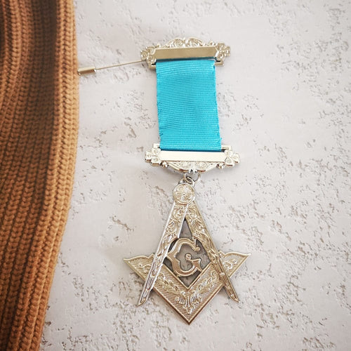 Riaz Impex Masonic Jewels Master Mason Blue Lodge Breast Jewel – Square and Compass G