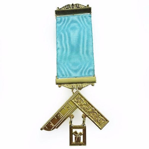 Riaz Impex Masonic Jewels Past Master Craft Breast Jewel – Gold Plated