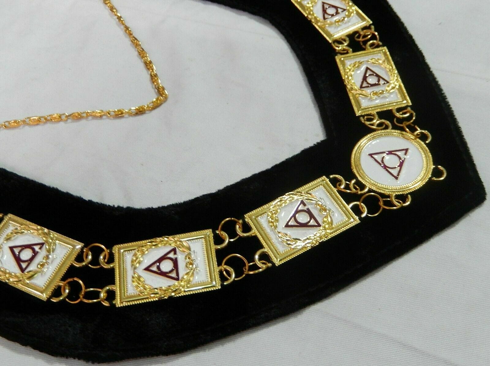 RIAZ IMPEX MASONIC REGALIA Masonic Regalia Ladies of Circle of Perfection Dress Gold Metal Chain Collar